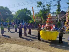 KIRAB BUDAYA BERSIH DUSUN TRI PADUKUHAN DESA SEMANU